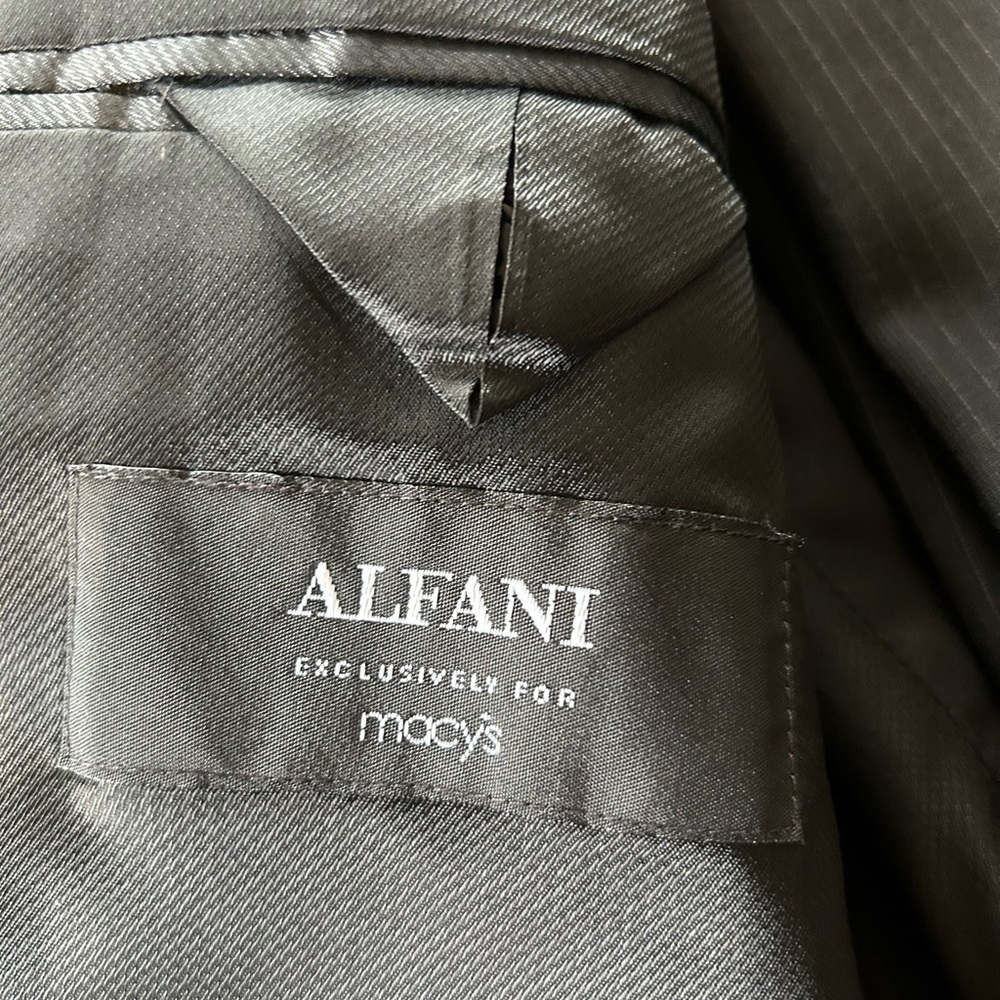 Back suit - Picture 2 of 4
